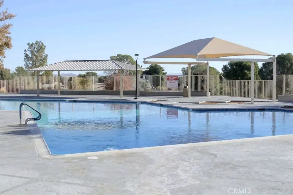 27160 Vista 43, Helendale, California 92342 home-pic-15